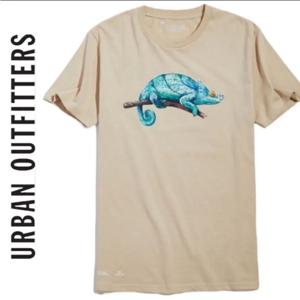 NEW tentree Urban Outfiters UO National Geographic Chameleon Shirt T-Shirt Tee S